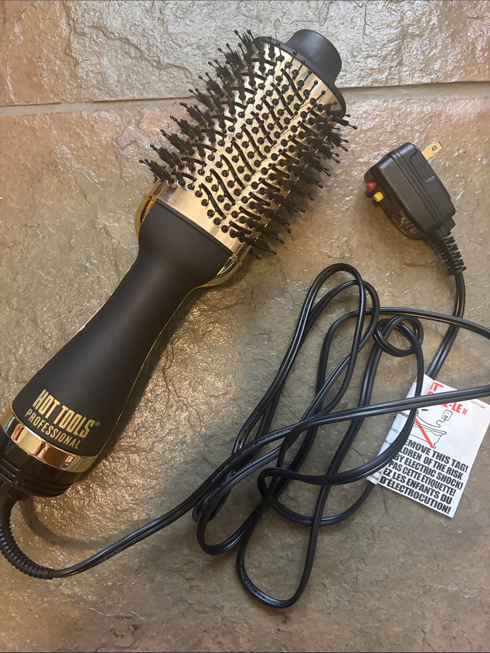 Professional Hot Tools Air Round Brush - Black/Gold
